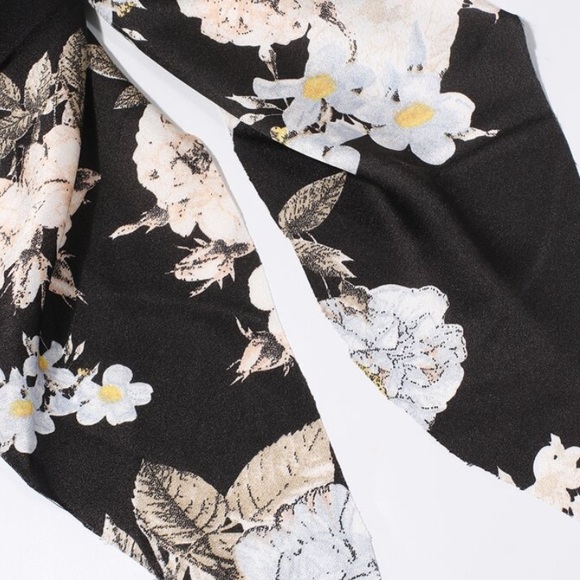 Floral Oversize Hair Bow (Clip)🧸🎀 - Picture 3 of 5